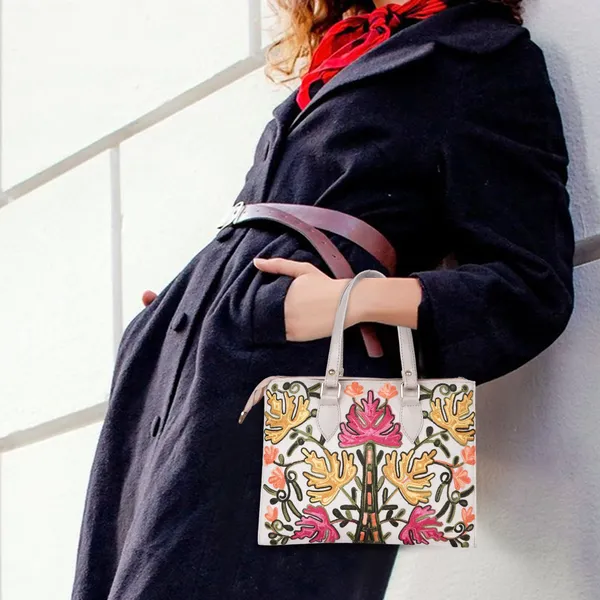 Floral_Embroidered_Shoulder_Bag