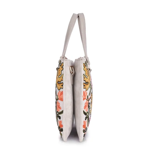 Floral_Embroidered_Shoulder_Bag
