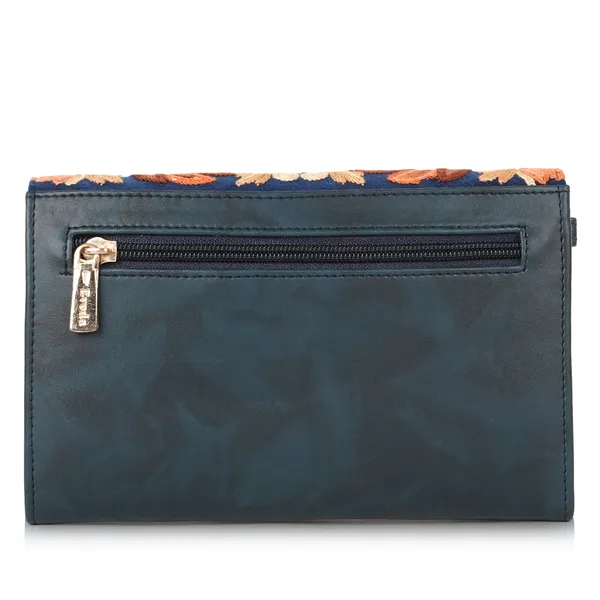 EVEDA_Women_Stylish_Embrodeiry_Clutch