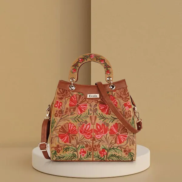 Beige_Leather_Gorgeous_Embrodeiry_Stylish_Design_Hobo_Handbag_For_Women