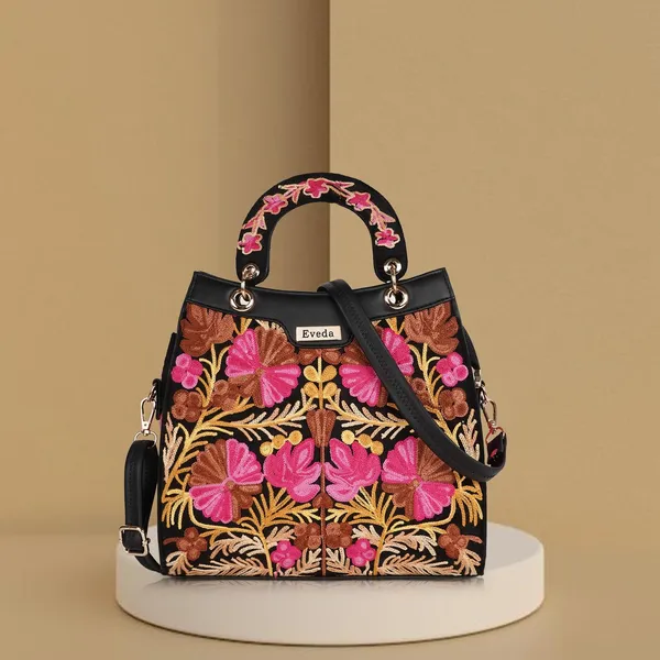 Black_Leather_Gorgeous_Embrodeiry_Stylish_Design_Hobo_Handbag_For_Women