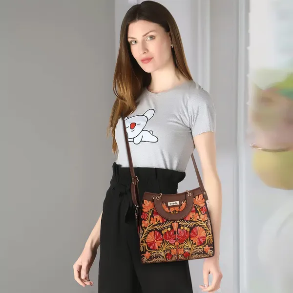 Brown_Leather_Gorgeous_Embrodeiry_Stylish_Design_Hobo_Handbag_For_Women