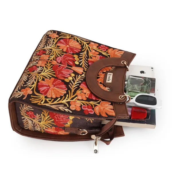 Brown_Leather_Gorgeous_Embrodeiry_Stylish_Design_Hobo_Handbag_For_Women