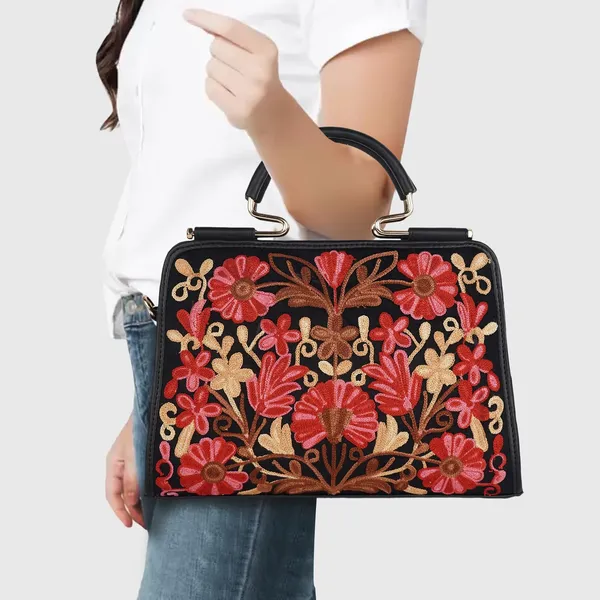 Black_Leather_Stylish_Trendy_Design_Shoulder_Crossbody_Hobo_Handbag_For_Women