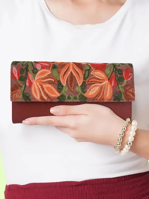 Maroon_Gorgeous_Embrodeiry_Clutch_Ladies_Party_Wedding_Purse_Bag_For_Women