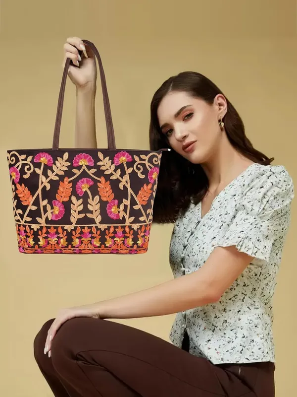Brown_Leather_Gorgeous_Embrodeiry_Stylish_Design_Tote_Hobo_Handbag_For_Women
