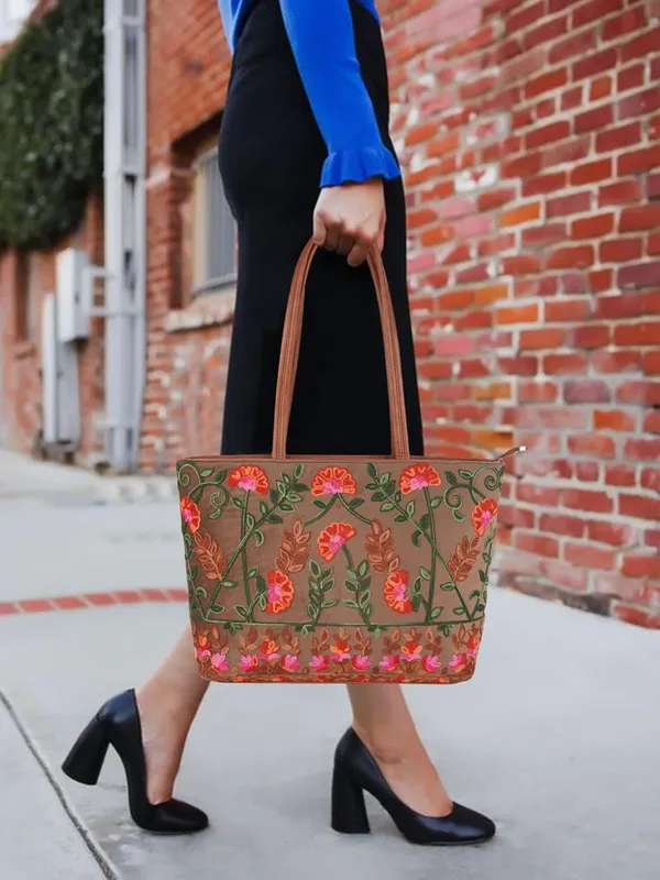 Tan_Leather_Gorgeous_Embrodeiry_Stylish_Design_Tote_Hobo_Handbag_For_Women