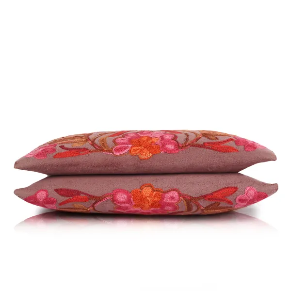 EVEDA_Floral_Embroidered_Handbag