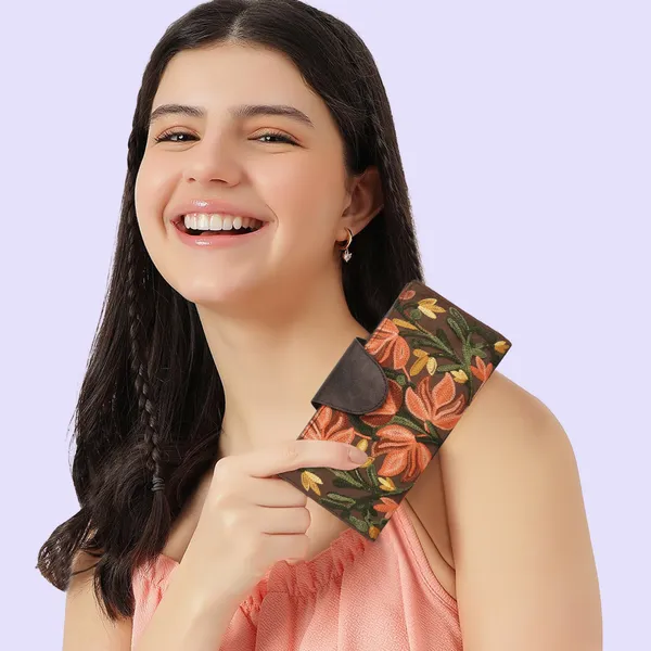 EVEDA_Floral_Embroidered_Wallet_for_Women