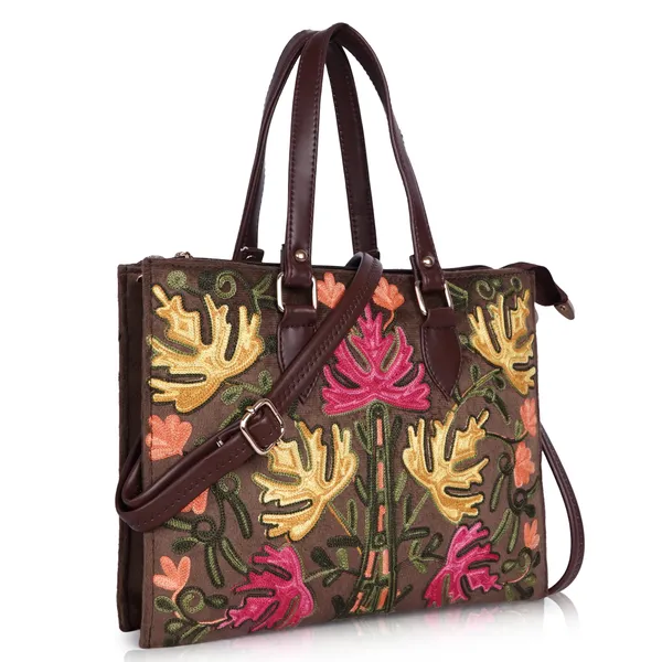 Floral_Embroidered_Shoulder_Bag