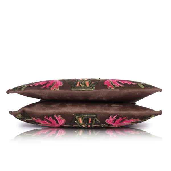 Floral_Embroidered_Shoulder_Bag