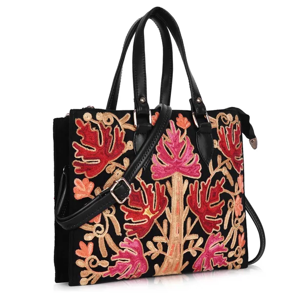 Floral_Embroidered_Shoulder_Bag