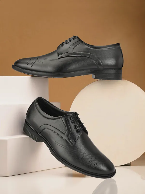 Black_Synthetic_Leather_Airmix_Sole_Shoes_For_Men