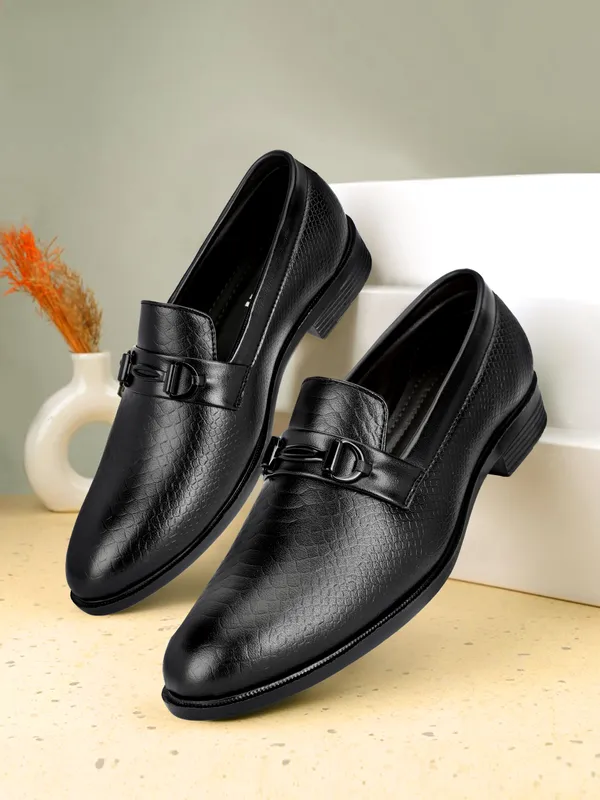 Black_Synthetic_Leather_Horsebit_Loafers_For_Men