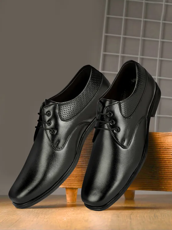 Black_Synthetic_Formal_Shoes_For_Men