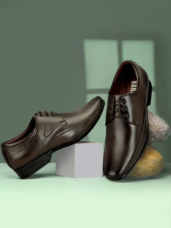 Brown_Synthetic_Leather_Formal_Shoes_For_Men
