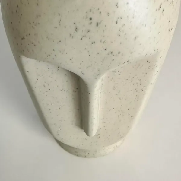 Light_Grey_Ceramic_Abstract_Face_Vase_|_Modern_Decorative_Flower_Vase_for_Home_&_Office