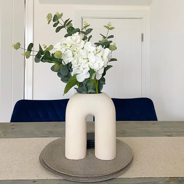 Matte_White_Ceramic_U-Shape_Vase_|_Minimalist_Modern_Decorative_Flower_Vase
