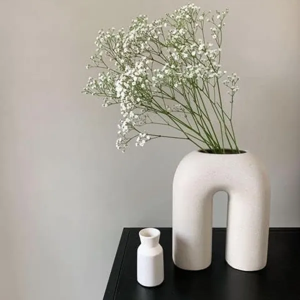 Matte_White_Ceramic_U-Shape_Vase_|_Minimalist_Modern_Decorative_Flower_Vase