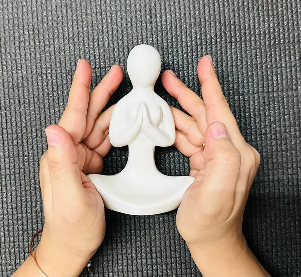 White_Ceramic_Thinker_Sculpture_Set_of_3_|_Yoga_Meditation_Minimalist_Showpieces