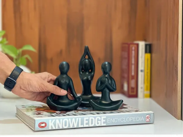 Yoga_Meditation_Thinker_Sculpture_Set_Of_3_|_Matte_Black_Minimalist_|_Ceramic