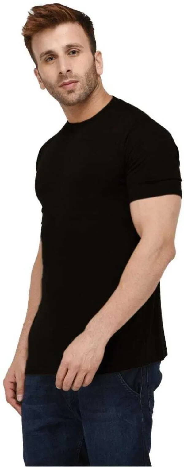 Black_Cotton_Blend_Half_Sleeve_Solid_Round_Neck_Regular_T-Shirt_For_Men