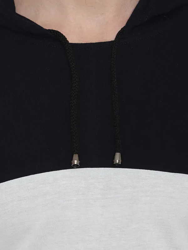 Pure_Cotton_Full_Sleeve_Colorblock_Hooded_Neck_Regular_T-Shirt_For_Men