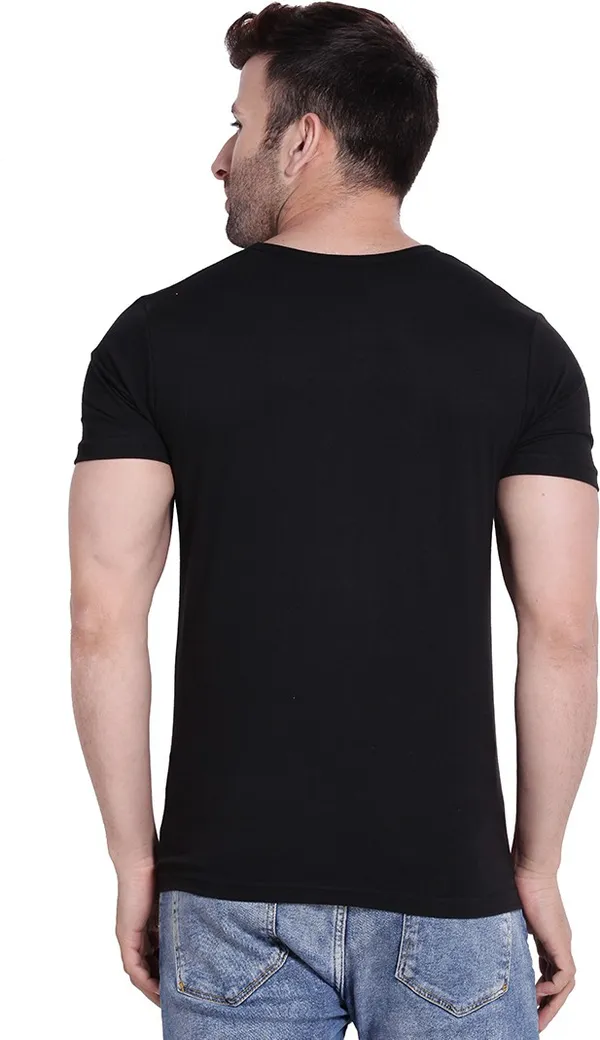 Maroon_&_Black_Cotton_Blend_Short_Sleeve_Colorblock_V_Neck_Regular_T-Shirt_For_Men