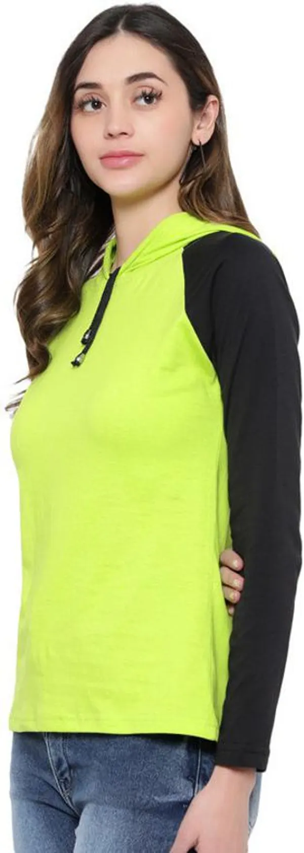 Light_Green_&_Black_Pure_Cotton_Full_Sleeve_Hooded_Neck_Color_Block_Sweatshirt_For_Women