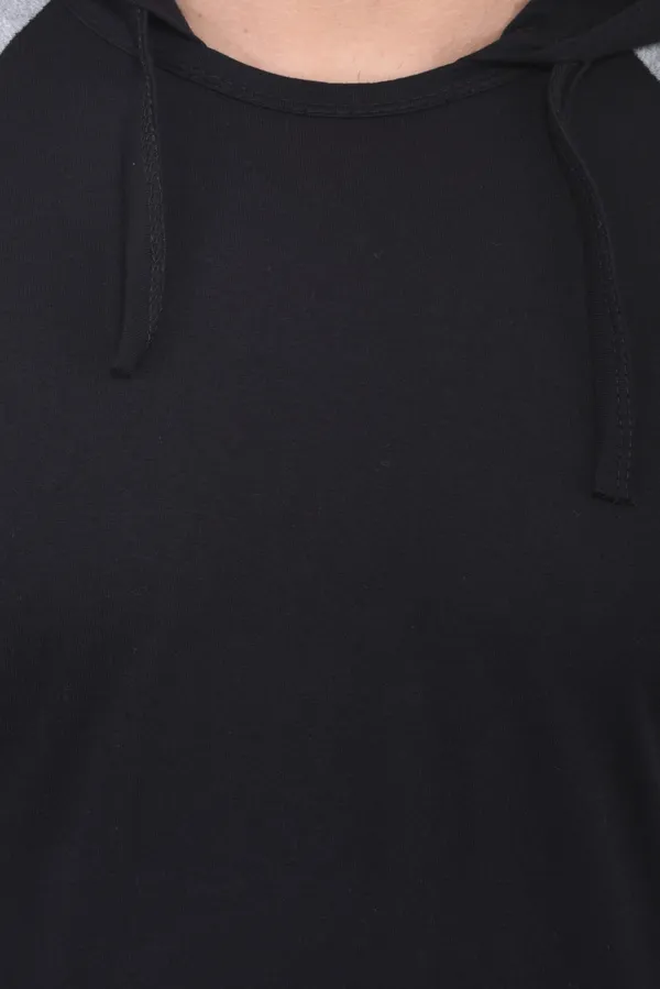 Black_Cotton_Blend_Full_Sleeve_Colorblock_Hooded_Neck_Regular_T-Shirt_For_Men