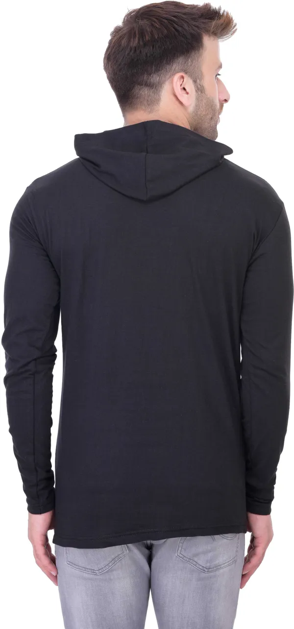 Black_Cotton_Blend_Half_Sleeve_Solid_Henley_Neck_Regular_T-Shirt_For_Men