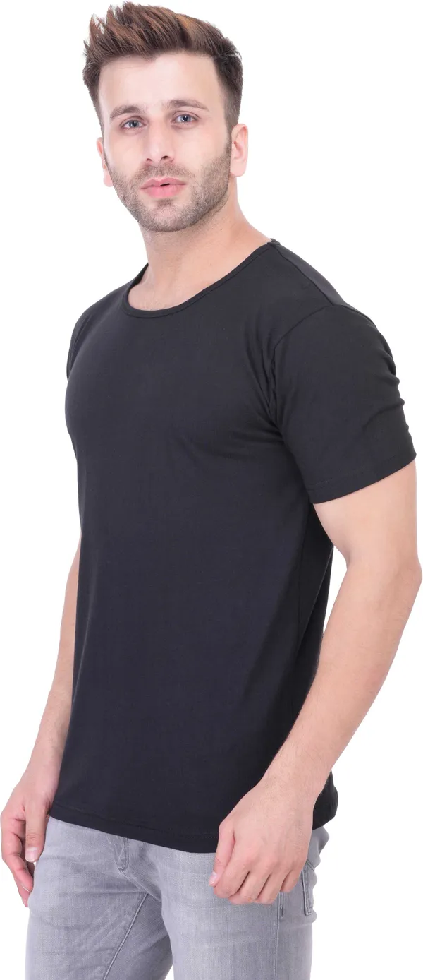Black_Cotton_Blend_Half_Sleeve_Solid_Henley_Neck_Regular_T-Shirt_For_Men