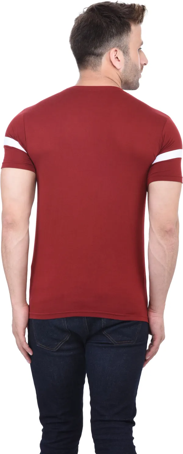 Maroon_Cotton_Blend_Half_Sleeve_Solid_Round_Neck_Regular_T-Shirt_For_Men