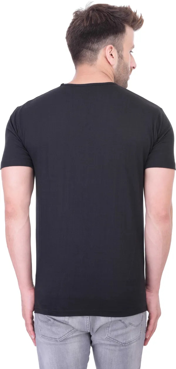 Black_Cotton_Blend_Half_Sleeve_Solid_Round_Neck_Regular_T-Shirt_For_Men