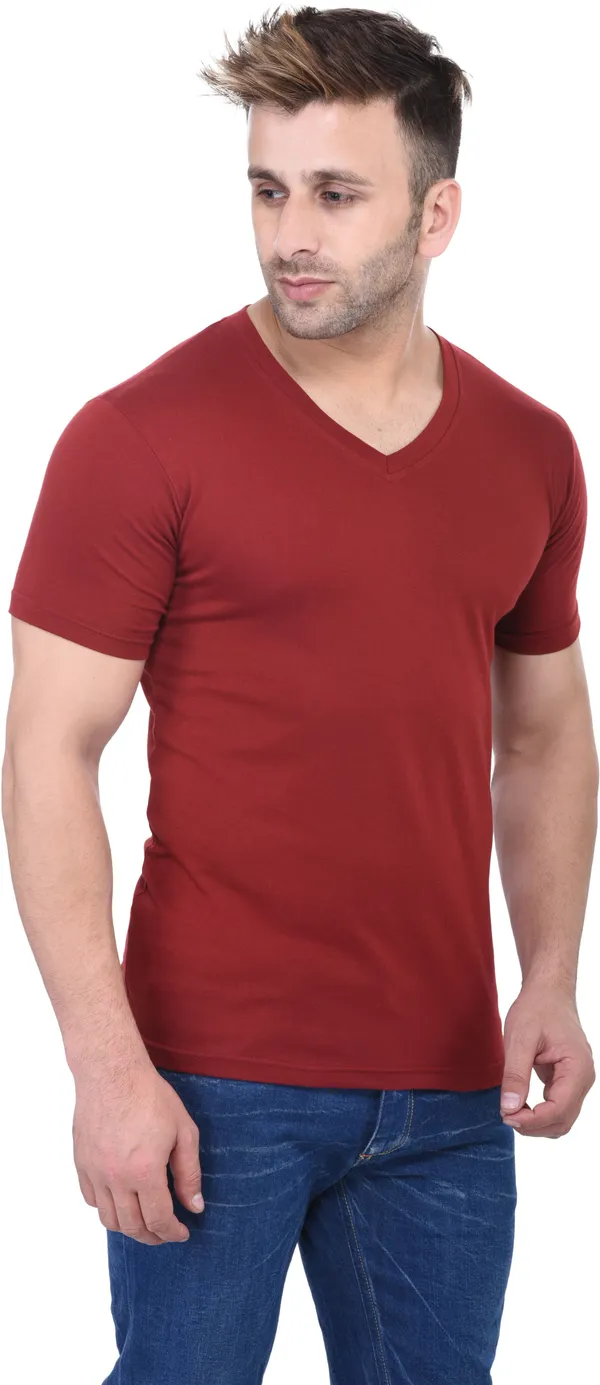 Maroon_Cotton_Blend_Half_Sleeve_Solid_V_Neck_Regular_T-Shirt_For_Men