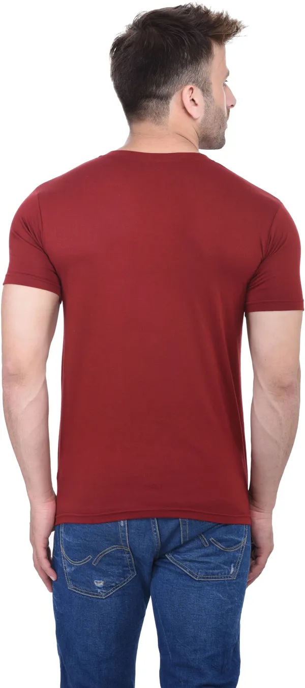 Maroon_Cotton_Blend_Half_Sleeve_Solid_V_Neck_Regular_T-Shirt_For_Men