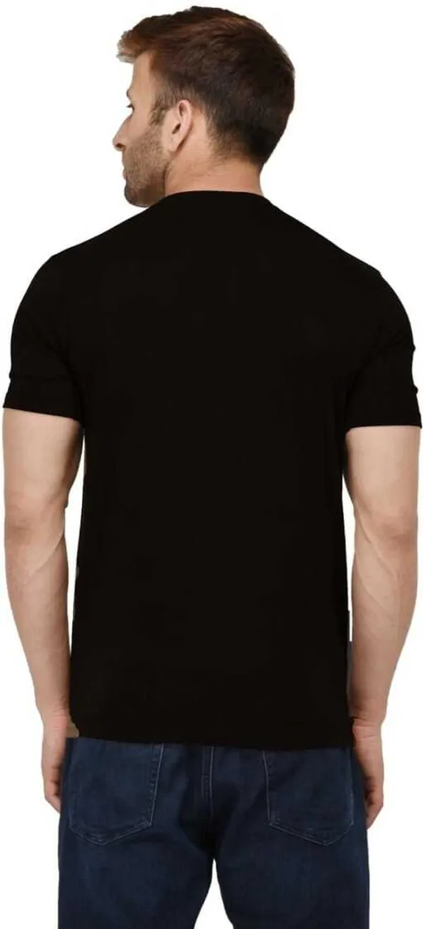 Black_Cotton_Blend_Half_Sleeve_Solid_Round_Neck_Regular_T-Shirt_For_Men