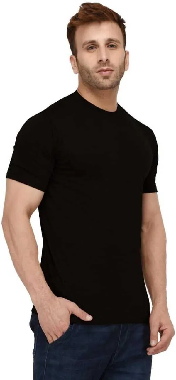 Black_Cotton_Blend_Half_Sleeve_Solid_Round_Neck_Regular_T-Shirt_For_Men