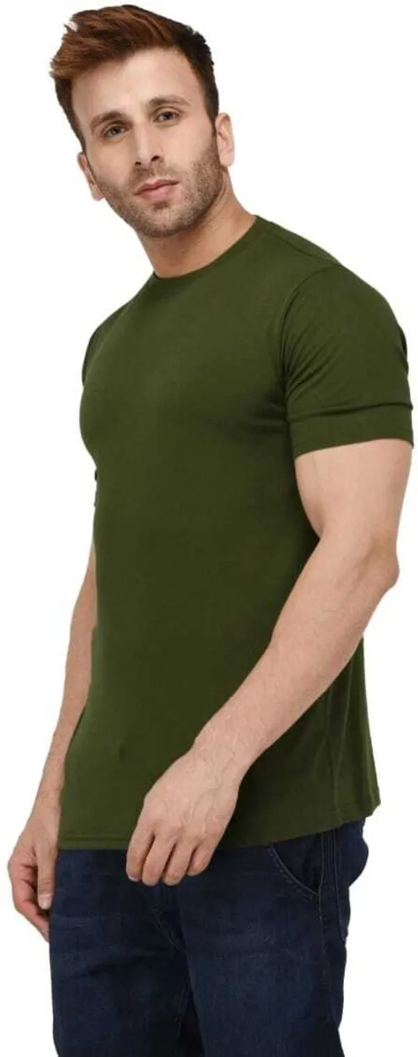 Black_Cotton_Blend_Half_Sleeve_Solid_Round_Neck_Regular_T-Shirt_For_Men