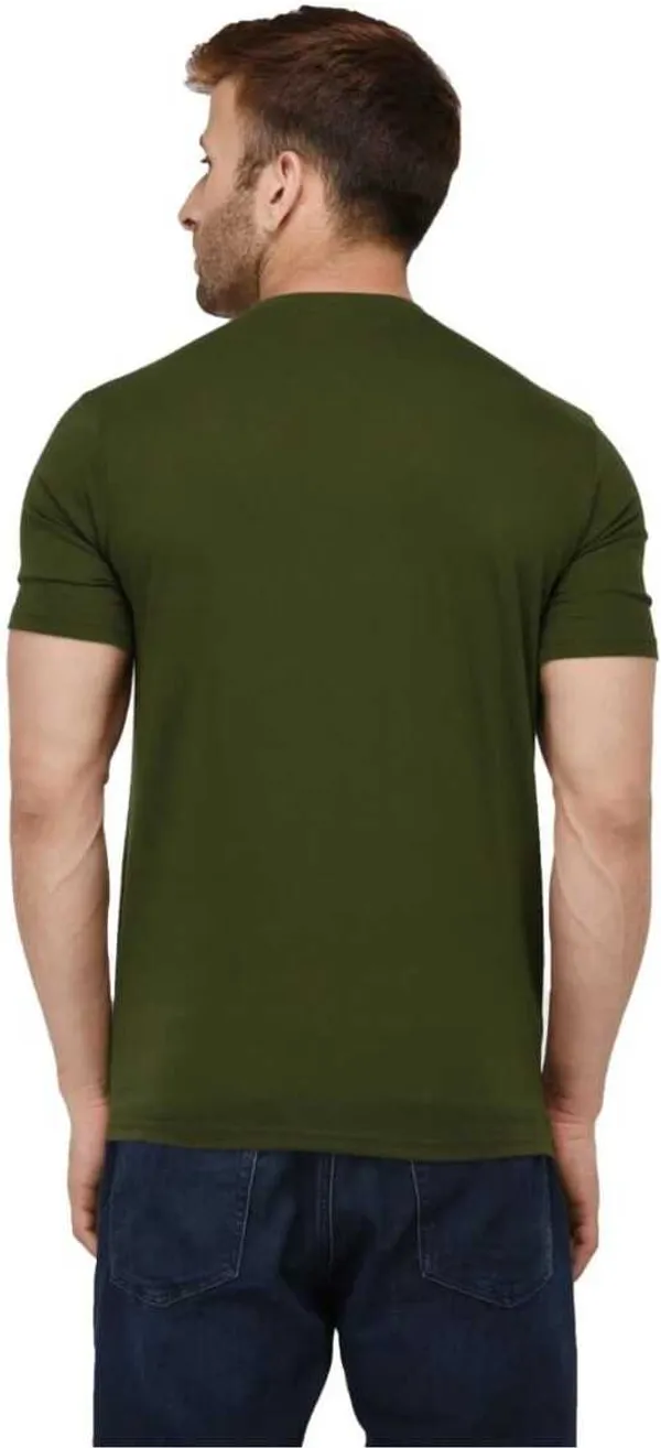 Black_Cotton_Blend_Half_Sleeve_Solid_Round_Neck_Regular_T-Shirt_For_Men