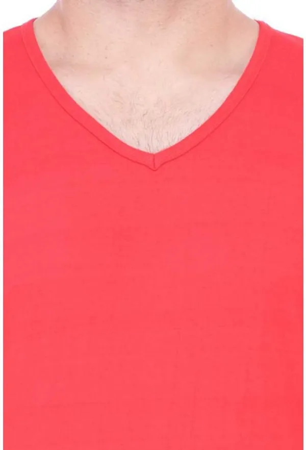 Red_Cotton_Blend_Short_Sleeve_Solid_V_Neck_Regular_T-Shirt_For_Men