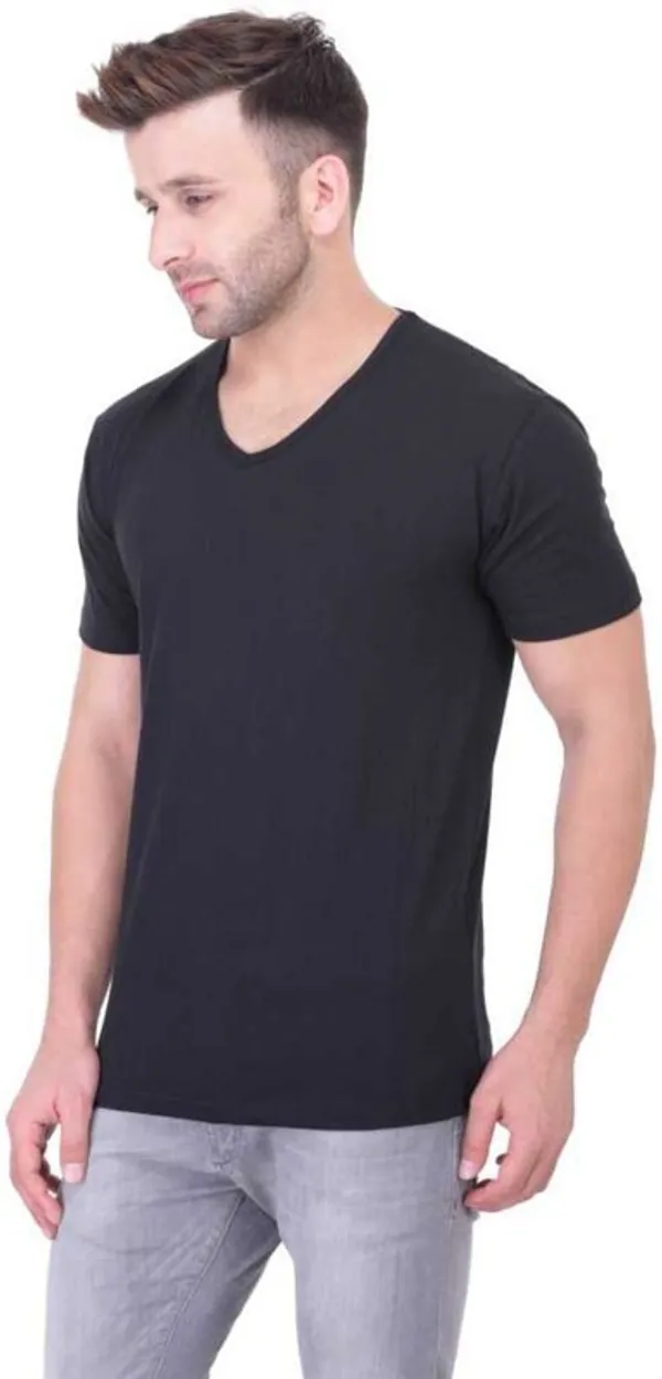 Black_Cotton_Blend_Half_Sleeve_Solid_V_Neck_Regular_T-Shirt_For_Men