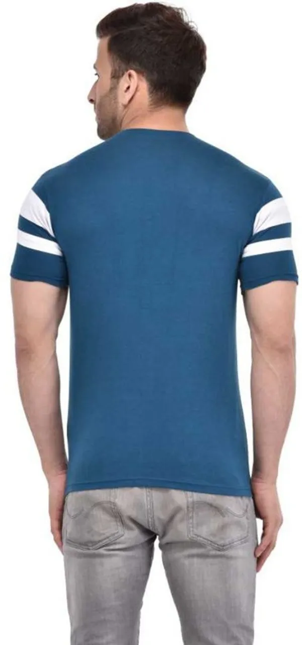 White_&_Blue_Cotton_Blend_Short_Sleeve_Striped_Round_Neck_Regular_T-Shirt_For_Men