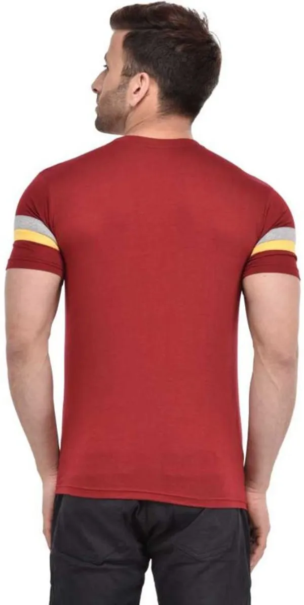 Maroon_Cotton_Blend_Short_Sleeve_Colorblock_Round_Neck_Regular_T-Shirt_For_Men