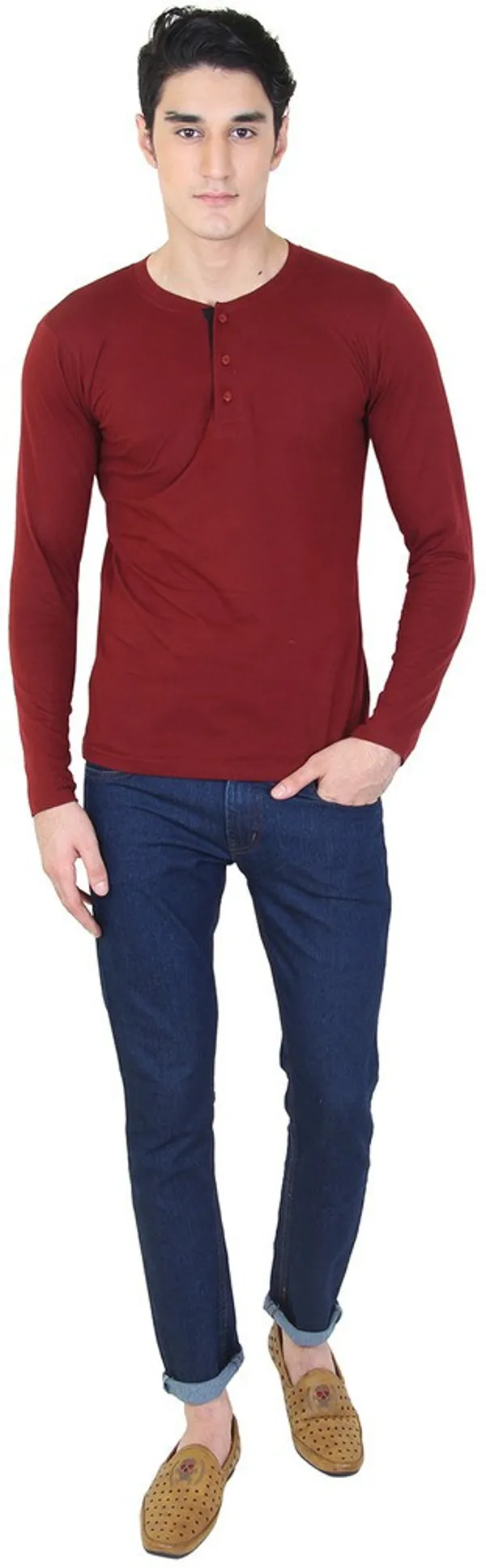 Maroon_Cotton_Blend_Full_Sleeve_Solid_Henley_Neck_Regular_T-Shirt_For_Men