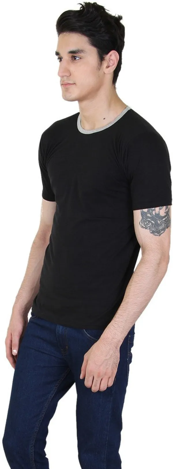 Black_Cotton_Blend_Half_Sleeve_Solid_Round_Neck_Regular_T-Shirt_For_Men