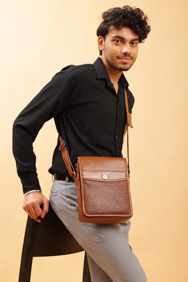 Tan_Handbag_for_Men_|_Premium_Leather_Crossbody_Mini_Handbag