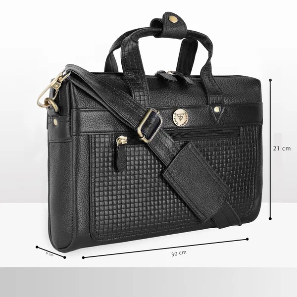 Black_Trendy_Design_Premium_Leather_Tablet_Bag