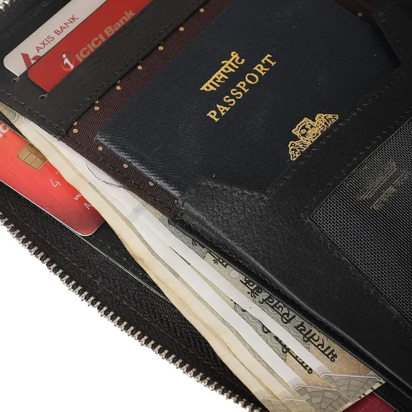 Black_Premium_Leather_Passport_Holder