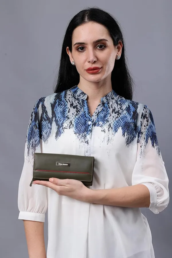 Green_Hand_Cluch_Wallet_for_Women_|_Premium_Leather_Walled_with_Id_Card_Holder